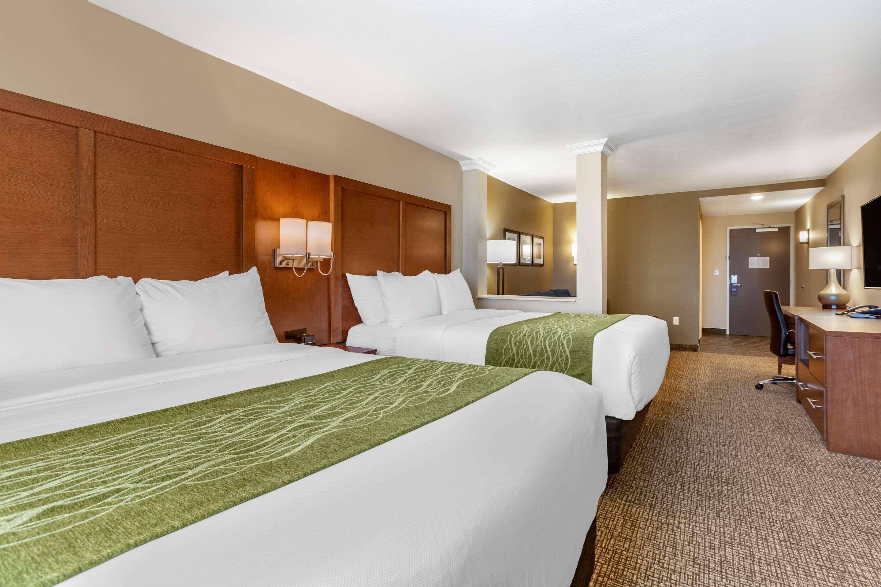 Comfort Suites Albuquerque Airport エクステリア 写真