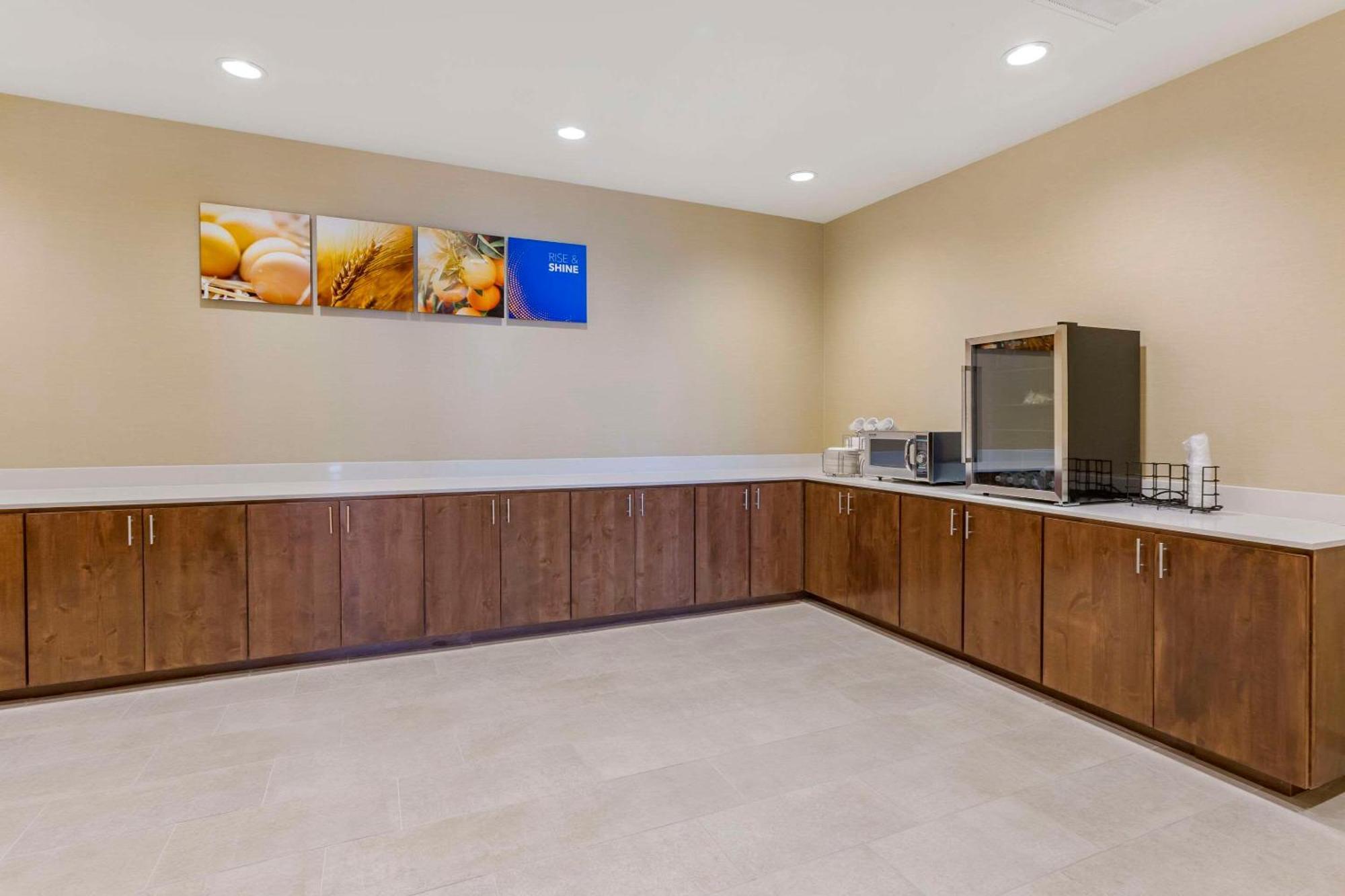 Comfort Suites Albuquerque Airport エクステリア 写真
