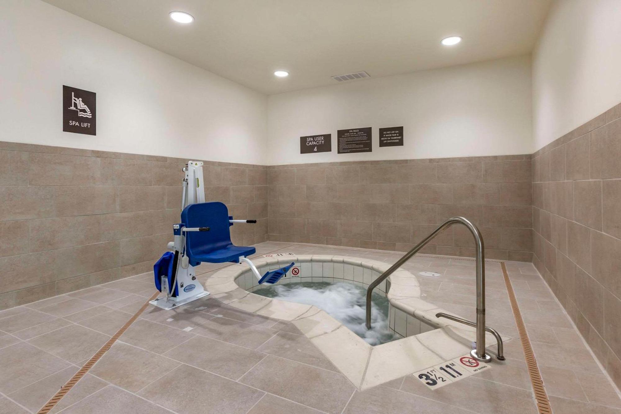 Comfort Suites Albuquerque Airport エクステリア 写真