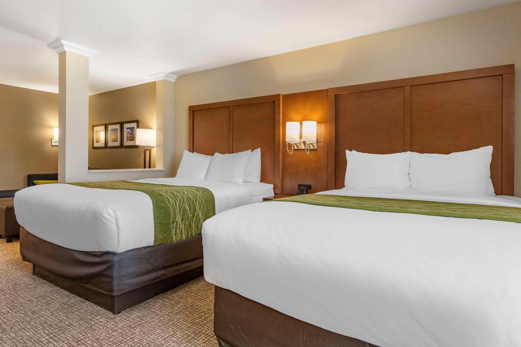 Comfort Suites Albuquerque Airport エクステリア 写真