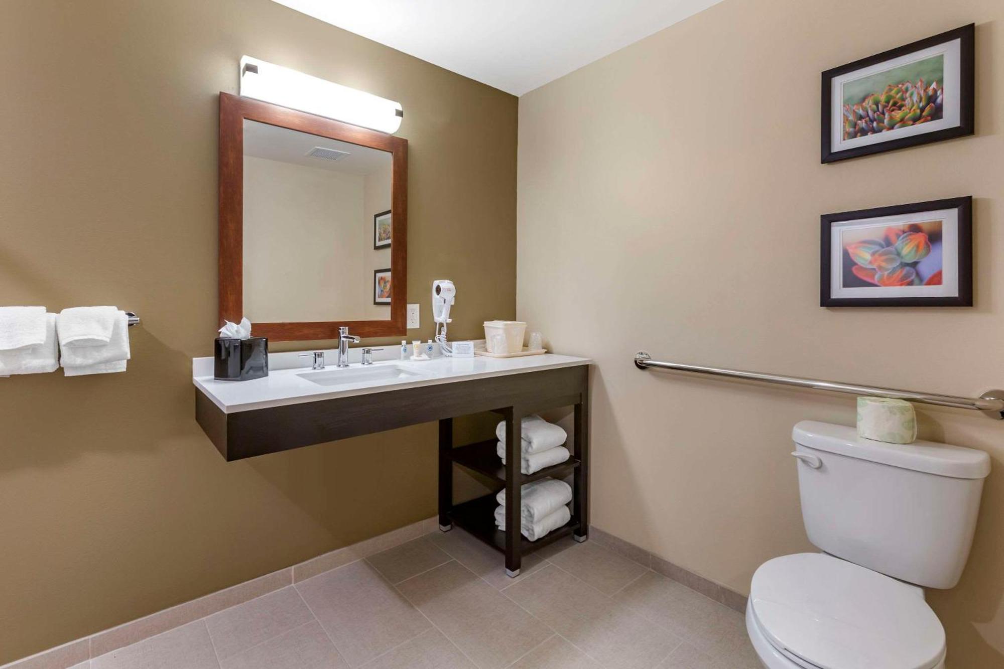 Comfort Suites Albuquerque Airport エクステリア 写真