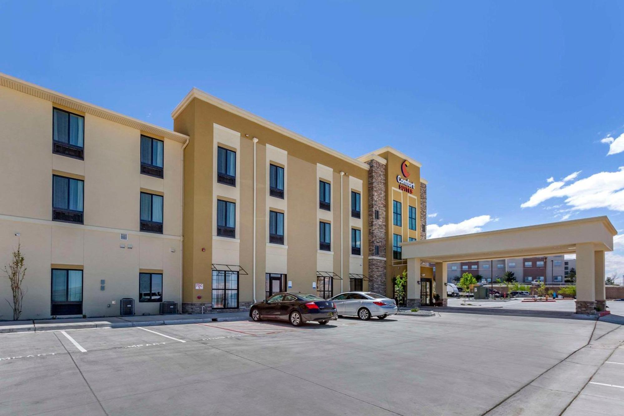 Comfort Suites Albuquerque Airport エクステリア 写真